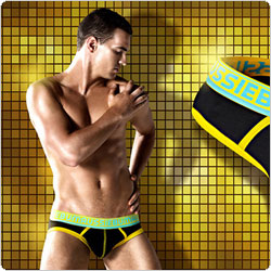 Aussiebum  POP